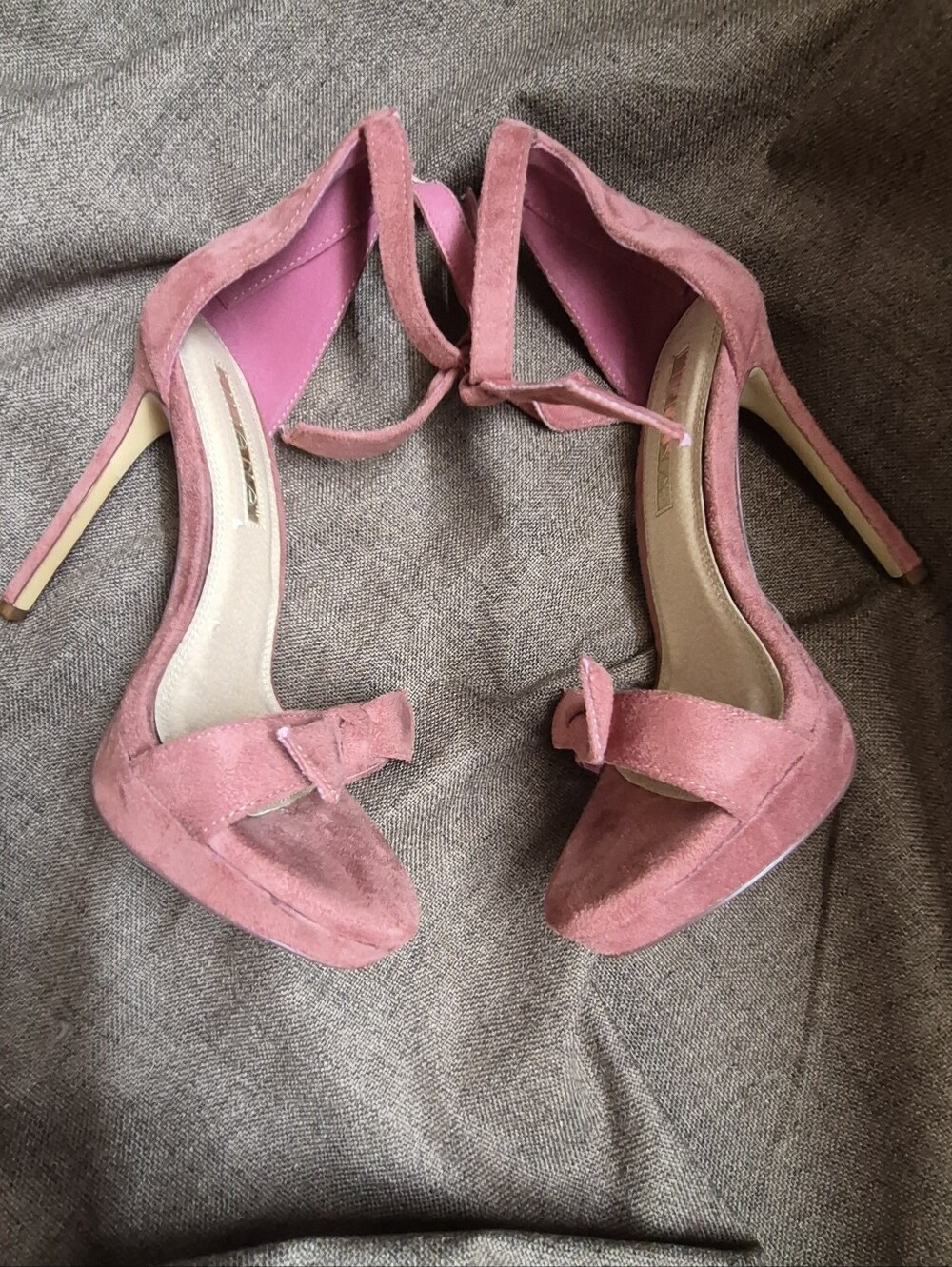 Liliana Pink Suede Platform Bow Heels Ankle Strap Stiletto Pump Womens Size7 Y2K